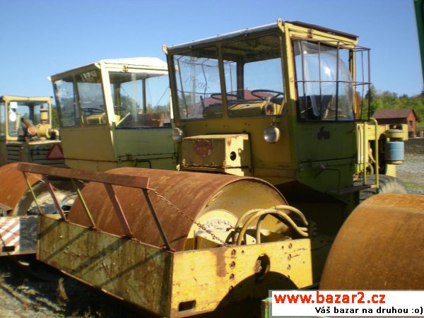 VÁLCE VV 110