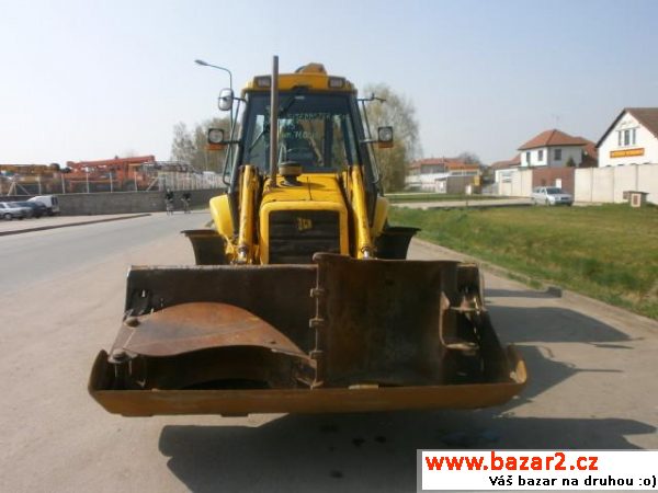 JCB 3CX 4X4 (ID 9454), 67, r.v. 1993, barva