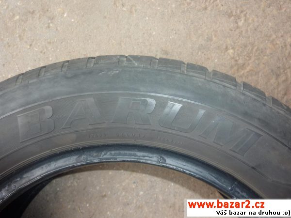 Pneu 165/70R14