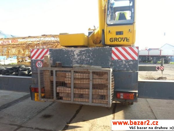 Jeřáb Grove GMK 2035 