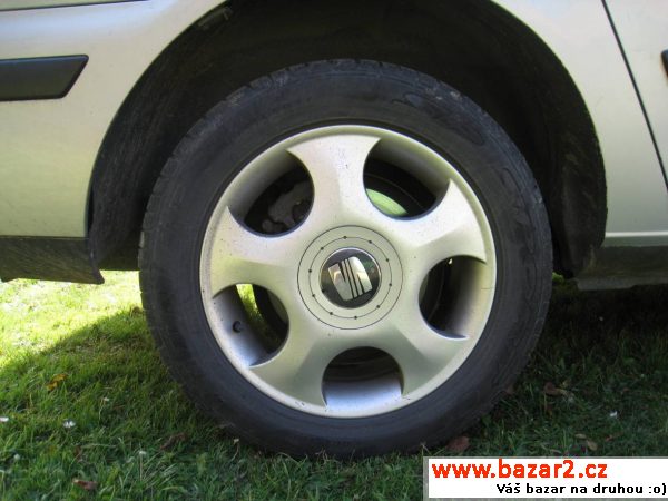 5x Alu litá kola 215 55 16 letní pn