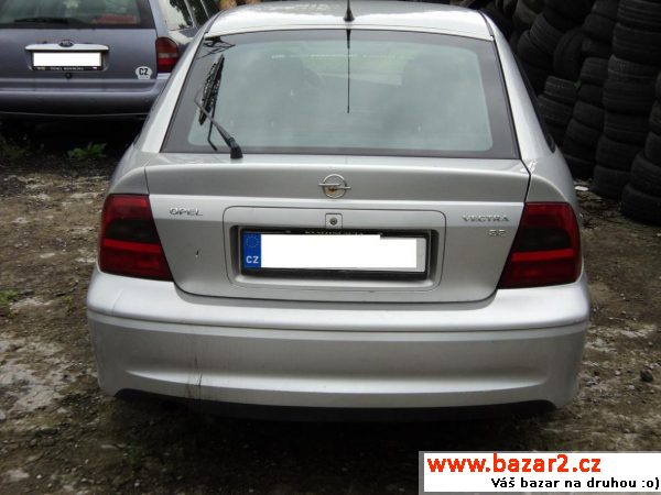 OPEL VECTRA B r.v. 2001 2,0i16V