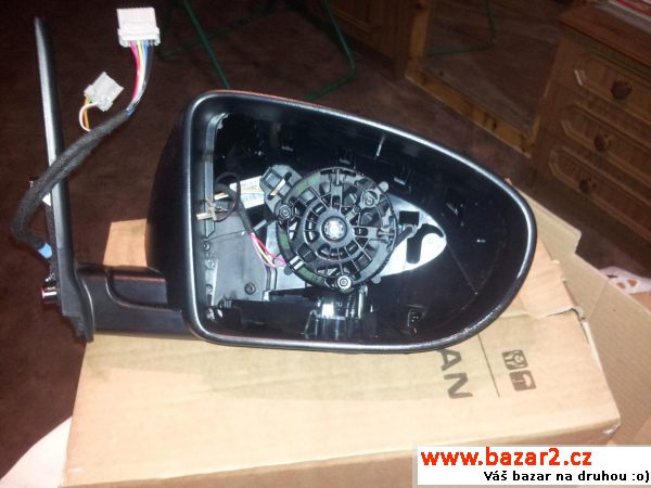 Nissan Qashqai zpětné zrcátko