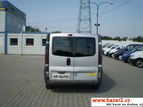 Opel Vivaro, L1H1 9MÍST KLIMA 2.5CDTI