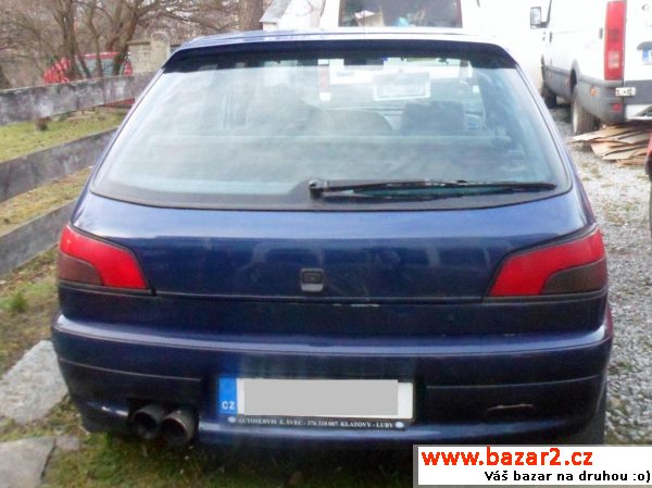 Náhradní díly z vozu Peugeot 306