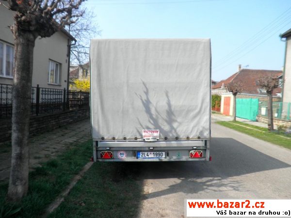 Nákladní přívěs valníkový Akri 