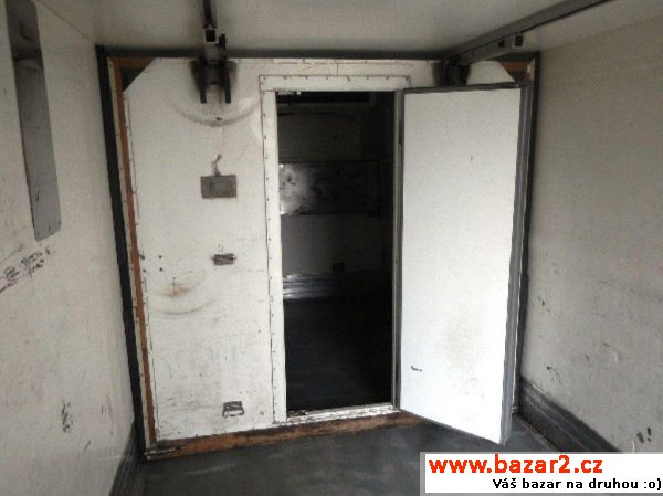 Mercedes-Benz Mrazák 6m Eur3, skříň