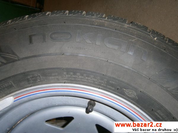 Nokian WR 235/70 R16 106H M+S
