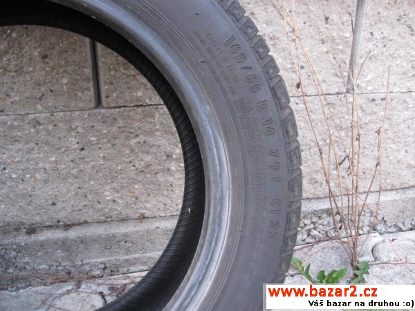 Continental CONTACT165/65 R14 79T