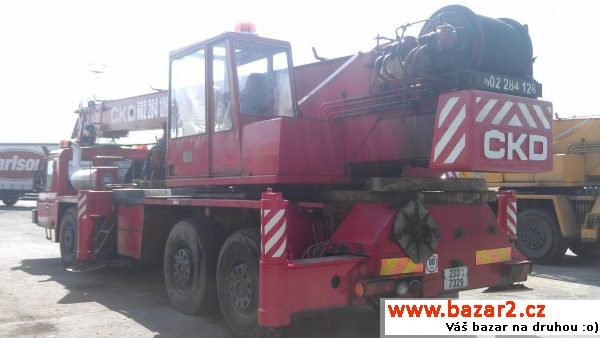 Autojeřáb T815 ČKD AD-28 