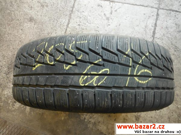 Pneu 205/60 R 16  Nokian WR 5-6mm