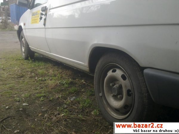   Renault - Rapid