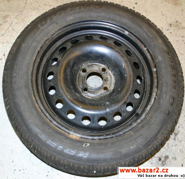 Zimní zánovní komplet 205/60 R16