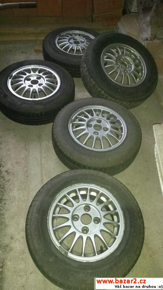 Litá kola R13 + pneu GoodYear
