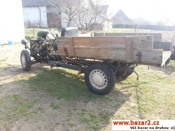 Traktor Praga Picolla
