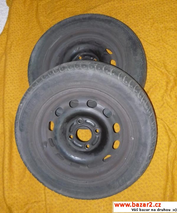2 letní kola Ford