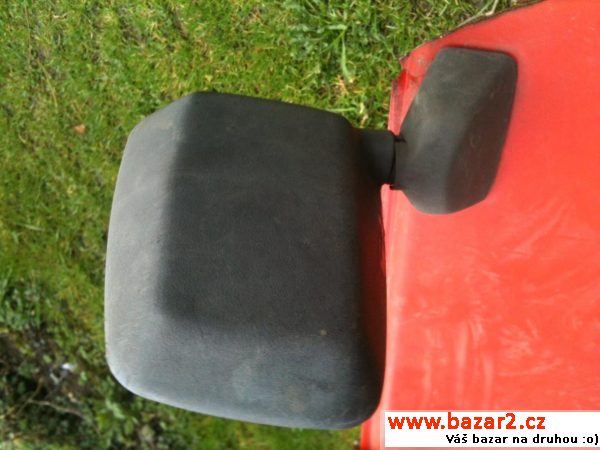 Renault Rapid přední maska