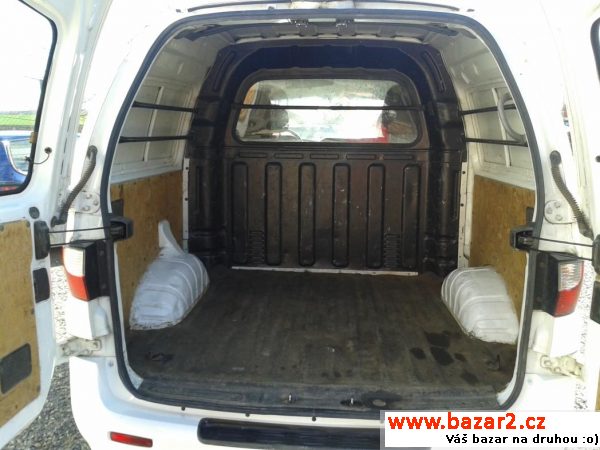 Hyundai H1 2.5 CRDi, 6 míst