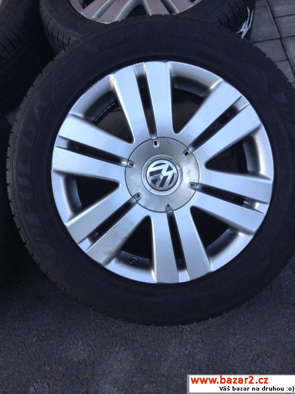 Alu orig. VW 215/55/16, pneu 90%