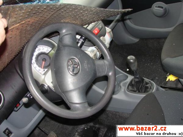 Toyota Aygo 1.0i 50kw, Volat 602 888 446 p.Valeš