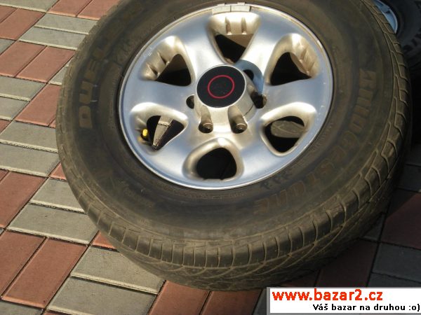 Letní pneu 245/70 R16-ALU disky