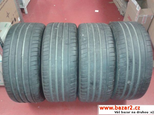 Letní 245/45R17+alu disky Mercedes 