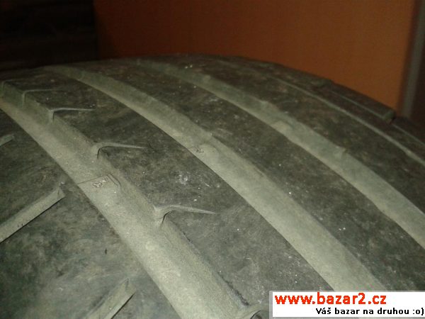 Letní 245/45R17+alu disky Mercedes 