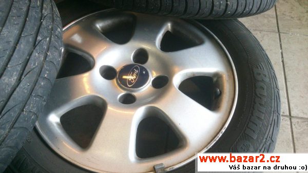 Hliníková kola 195/60 R15 Ford