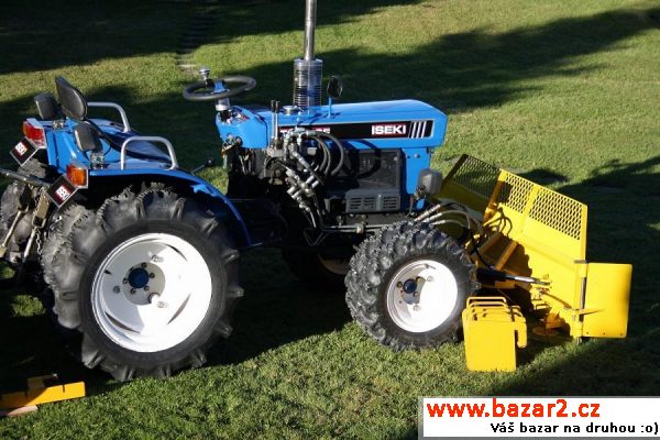 Traktor Iseki 