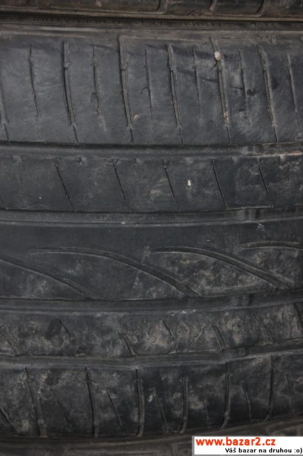 225/45 ZR 17 Falken, 4ks, vz. 3-4mm
