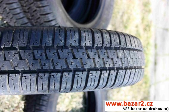 Pirelli 2000 135/70/13