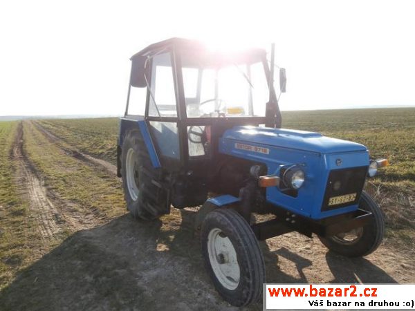 Zetor 6718, 43, r.v. 1977, barva modrá, Nestojí v
