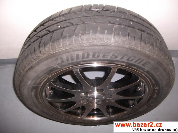 Alu kola Dezent+l.pneu naj.15000km