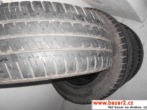 Michelin 235/65 R 16