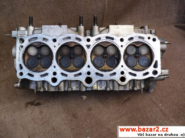 Hlava motoru na Toyota 2.0 94kW 