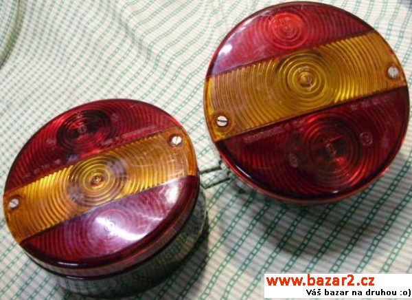 Zadní lampy na české náklaďáky
