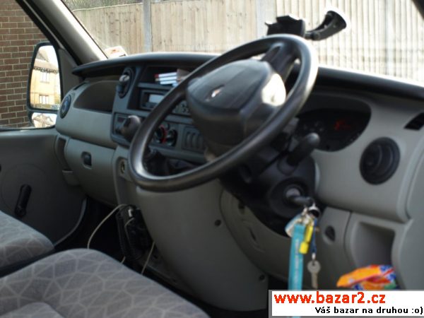 Renault Master 7  míst  flat bed