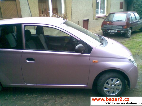 Daihatsu Cuore  1.0i  L251 výbava