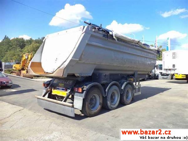 F.X.MEILLER, r.v. 2006, barva šedá metalíza, ABS,