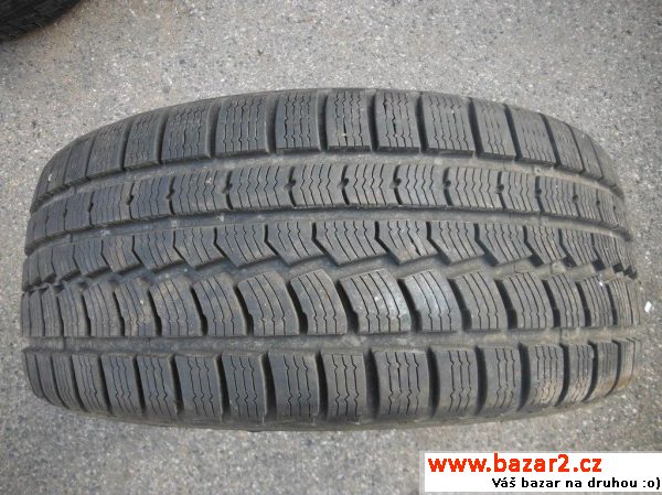 Pneu 235/45 R17 97V, 8mm 
