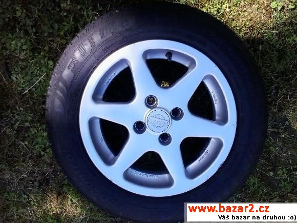 Originál alu kola Nissan