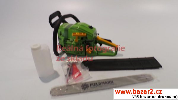 Motorová pila Fieldmann FZP 3001-B