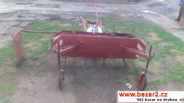 Prodám MF 70 s příslušenstvím