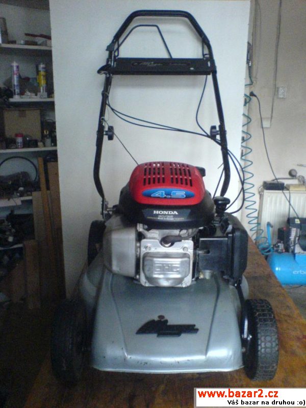 Benzinová sekačka Honda  GCV135E