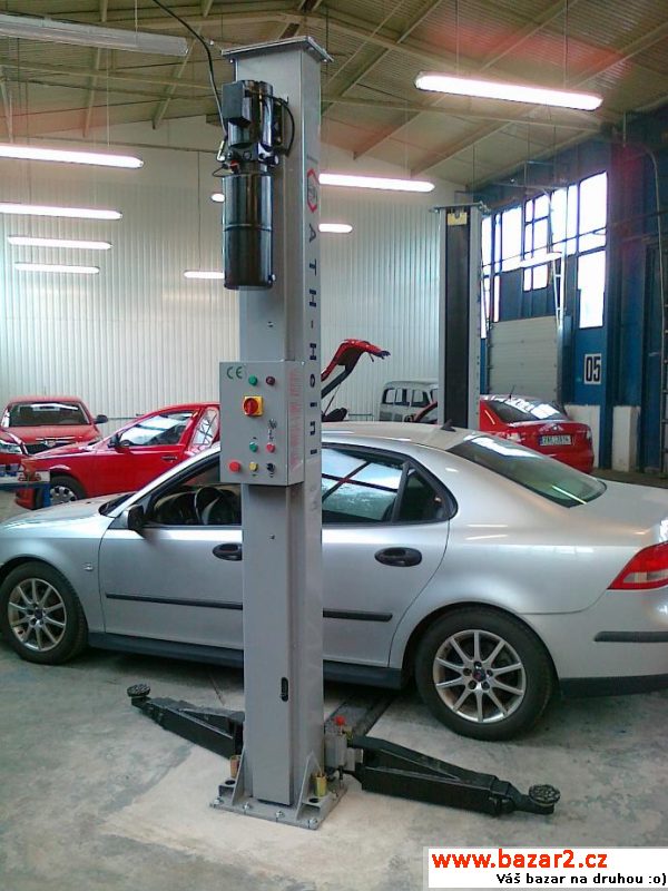 Zvedák, hydraulický, dvousloupový
