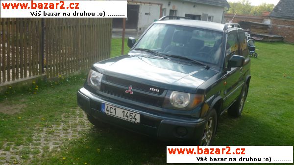 Mitsubishi pajero pinin