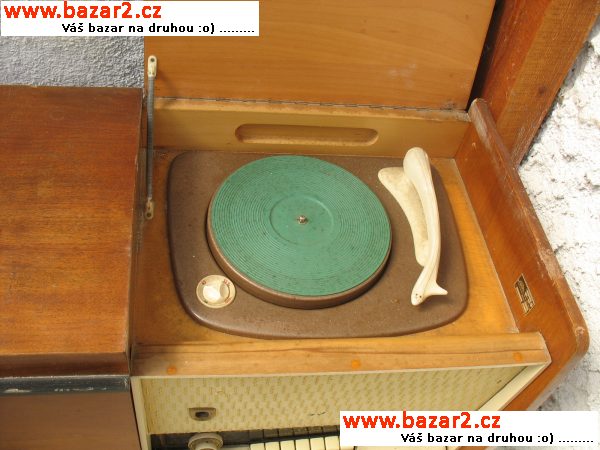 Prodej retro rádio - gramo - skříně .