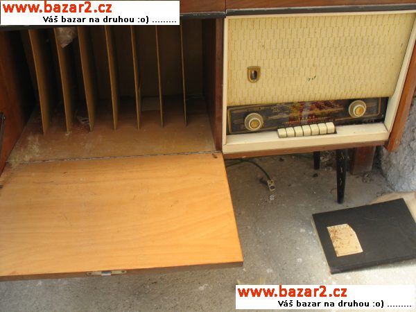 Prodej retro rádio - gramo - skříně .