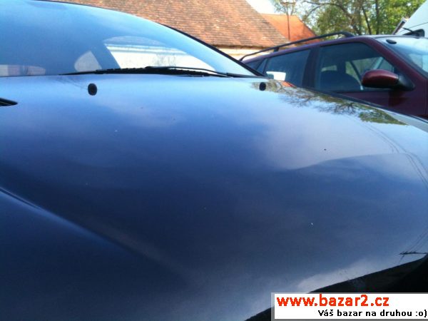 Upravená kapota, mřížka Peugeot 206