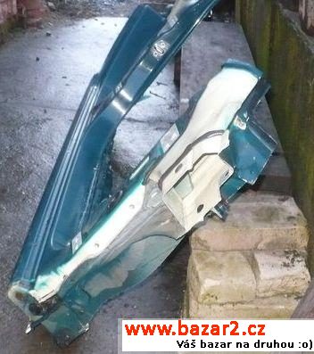 Fabia pravý práh spolujezdce zelený
